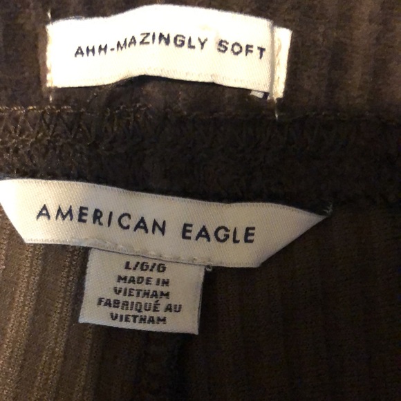 BIG ISO!!! AEO super high rise corduroy flare legging L / XL - Picture 2 of 6
